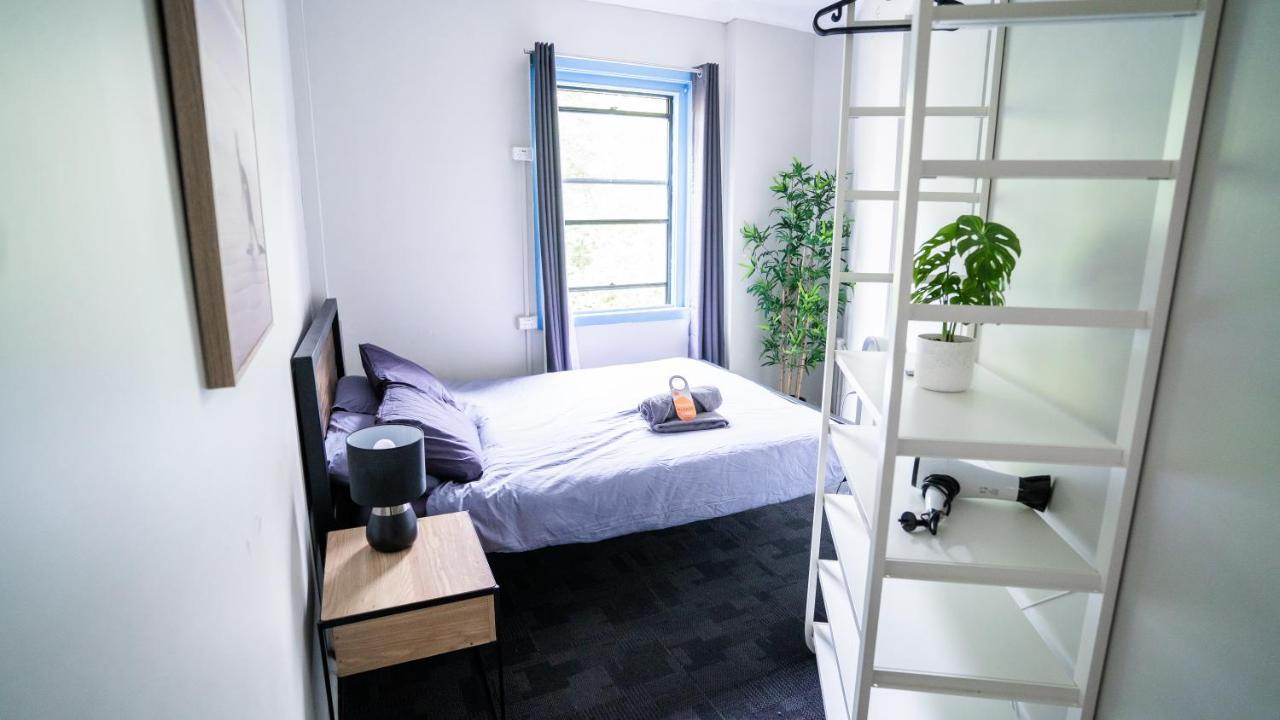 Mad Monkey Downtown Hostel Sydney Buitenkant foto