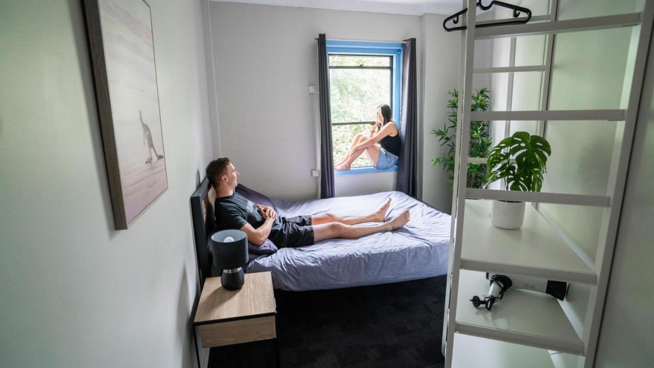 Mad Monkey Downtown Hostel Sydney Buitenkant foto