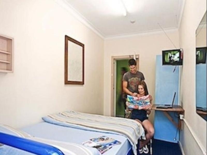 Mad Monkey Downtown Hostel Sydney Buitenkant foto